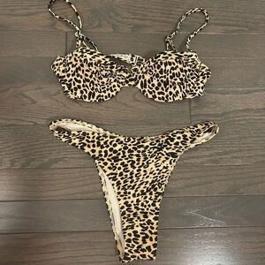 Hollister cheetah bikini set